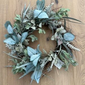 Hearth and hand wreath NWT